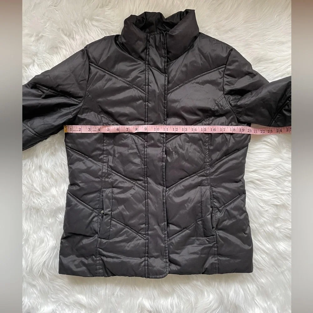 Gap | Women’s Black Medium Lightweight Soft Winter Jacket with Zipper & Buttons